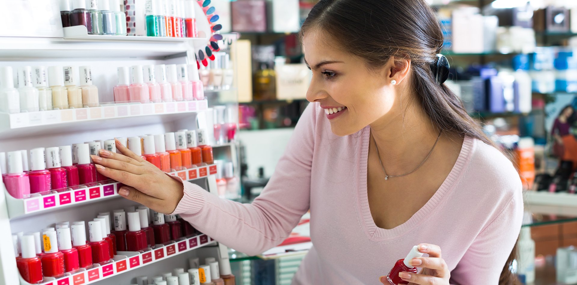 Trendy & fashionable nail polish colors