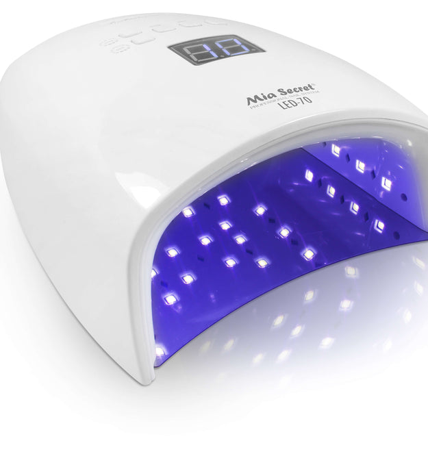 Cordless UV-LED lamp